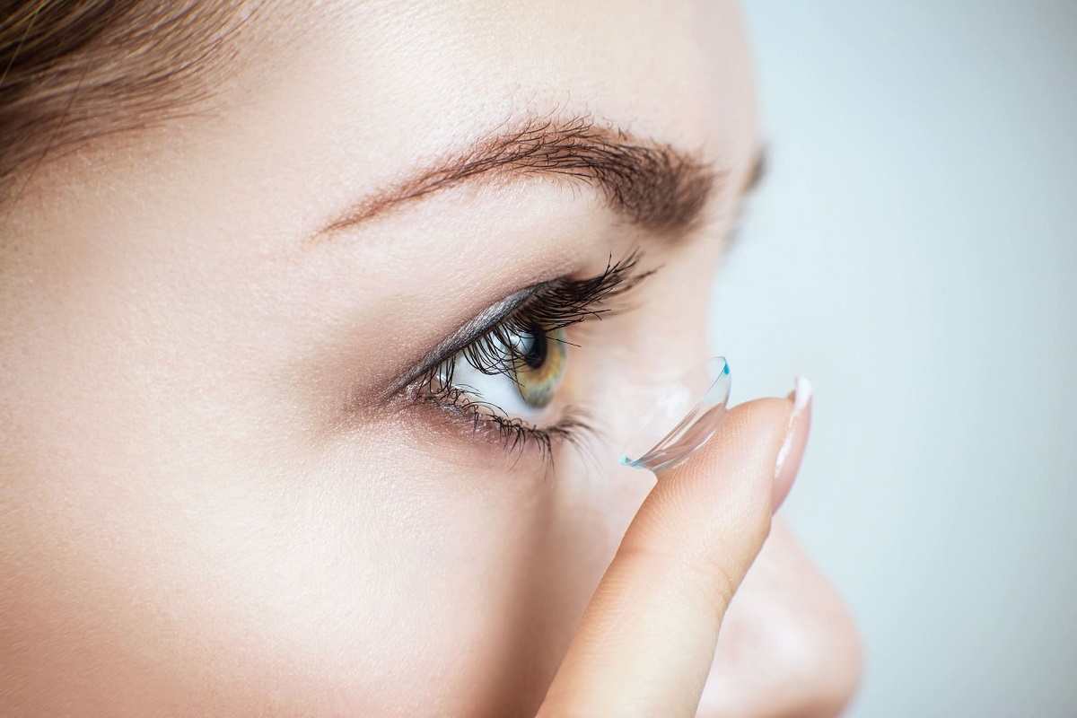 Schminken mit Kontaktlinsen, 7 Tipps