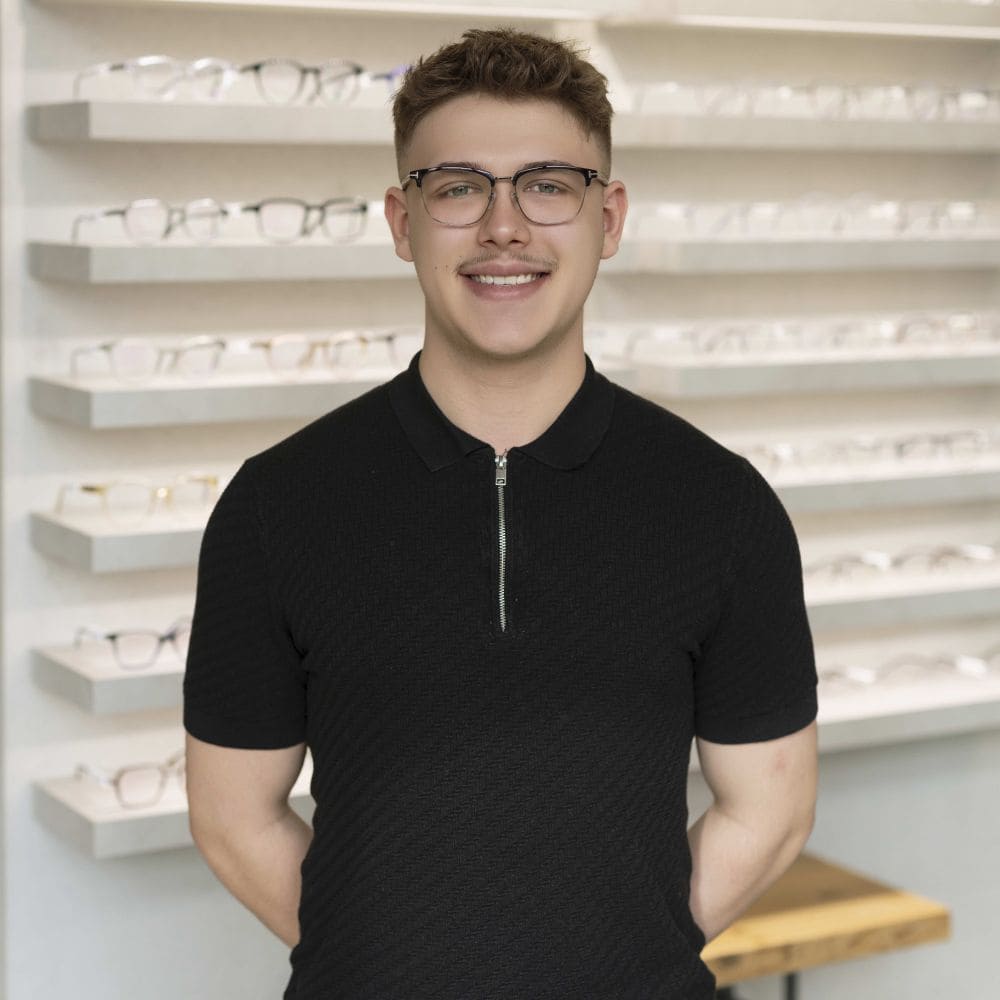 Connor Mittelstädt, Auszubildender Augenoptiker bei GRONDE Sehen & Hören, Augsburg Hauptbahnhof
