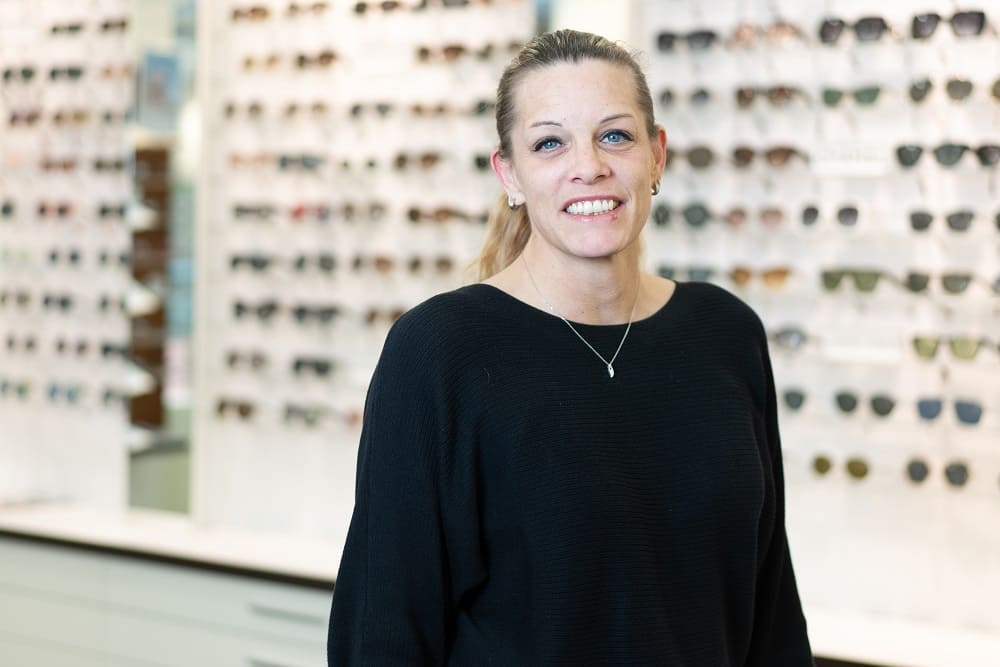 Cindra Gutierrez, Augenoptikerin bei Optiker Gronde in Augsburg in der City-Galerie