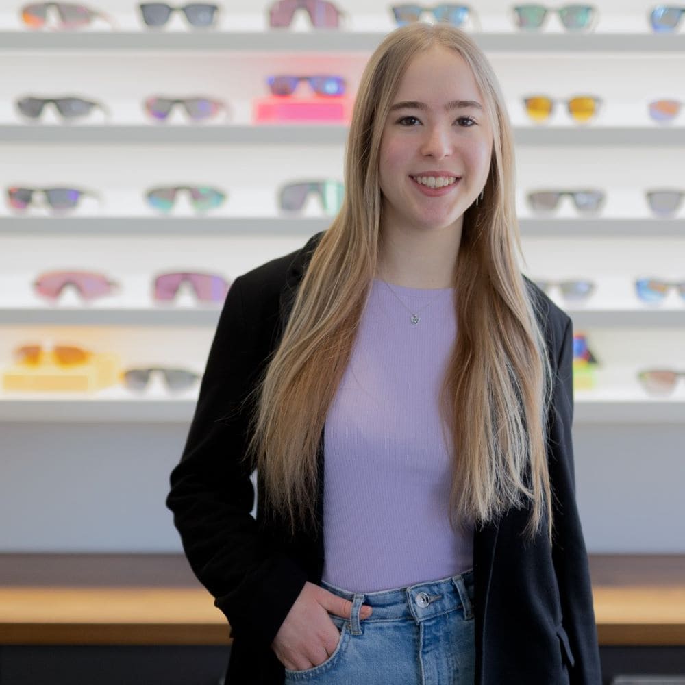 Diana Bierbaum, Auszubildende Augenoptikerin bei Optik Gronde, Stadtbergen