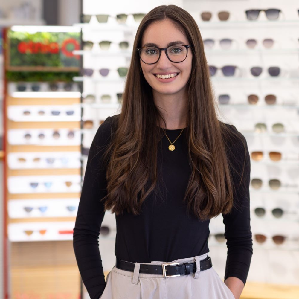 Violeta Vrlenic, Augenoptikermeisterin bei Optiker Gronde in Bobingen