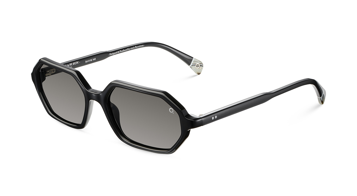 Etnia Barcelona Cala Pi Sun